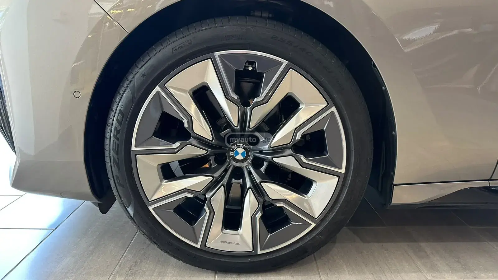 BMW 760