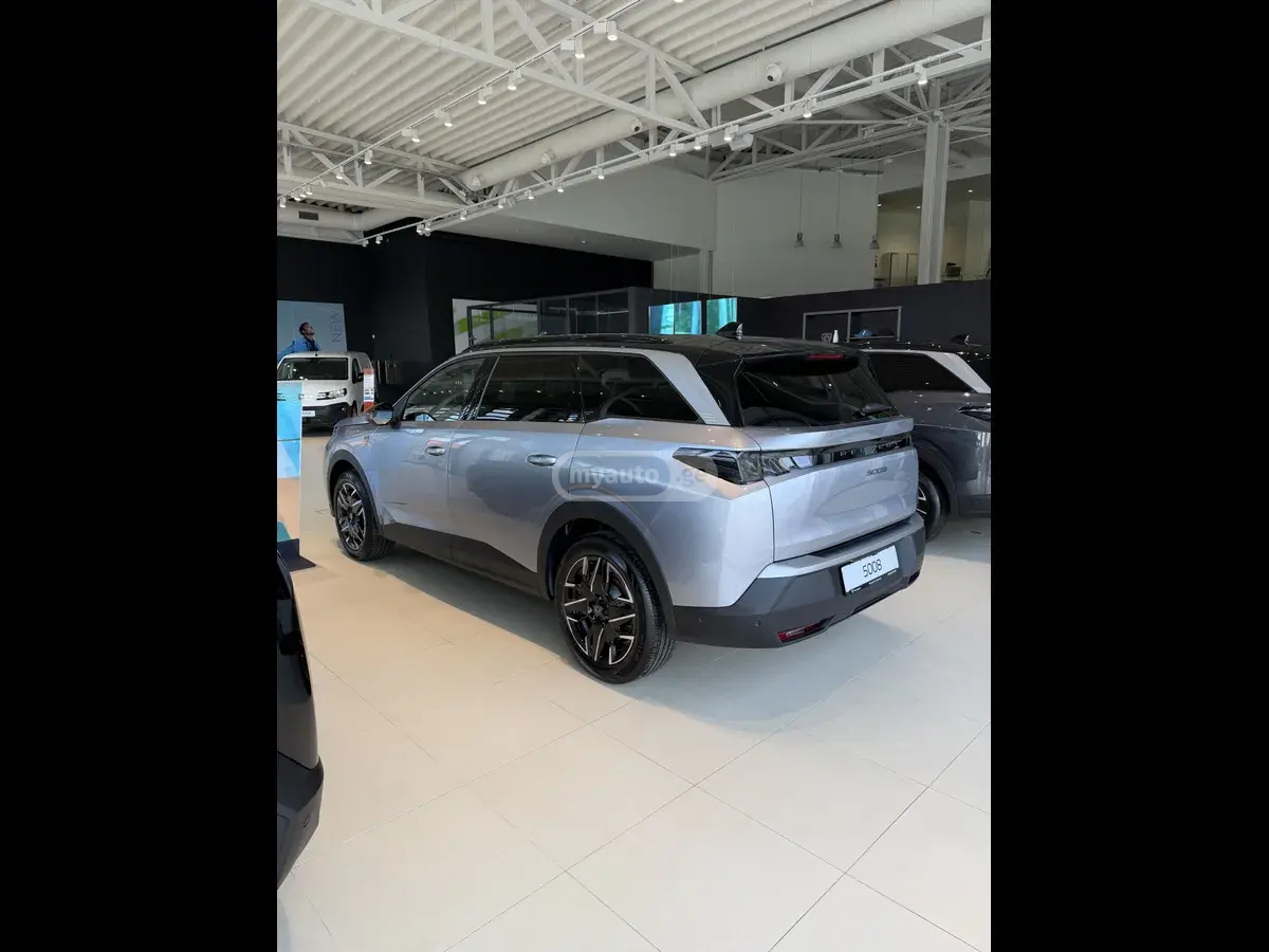 Peugeot 5008