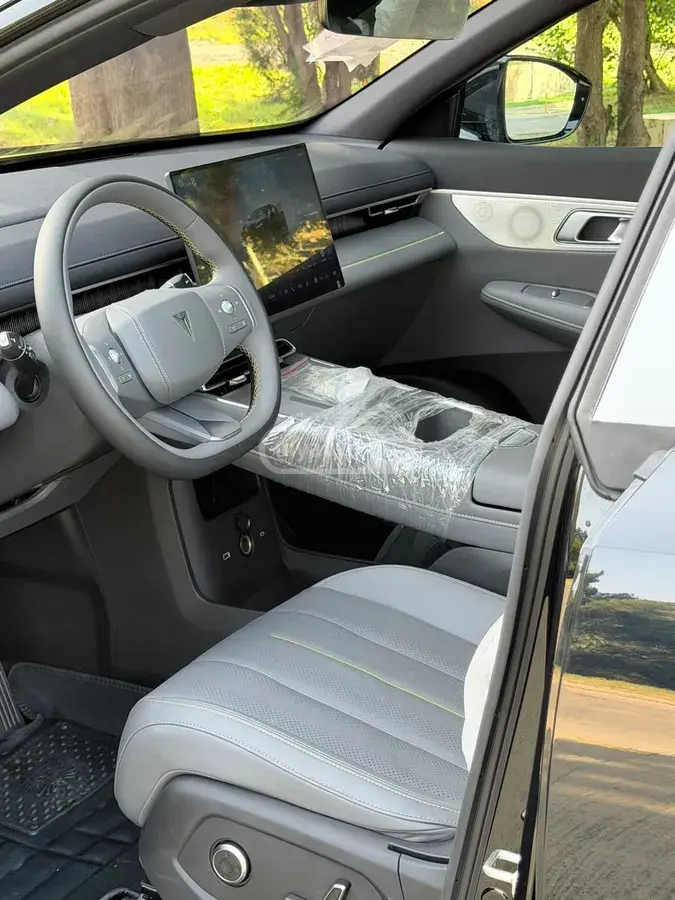 Changan Deepal Dark Blue S07