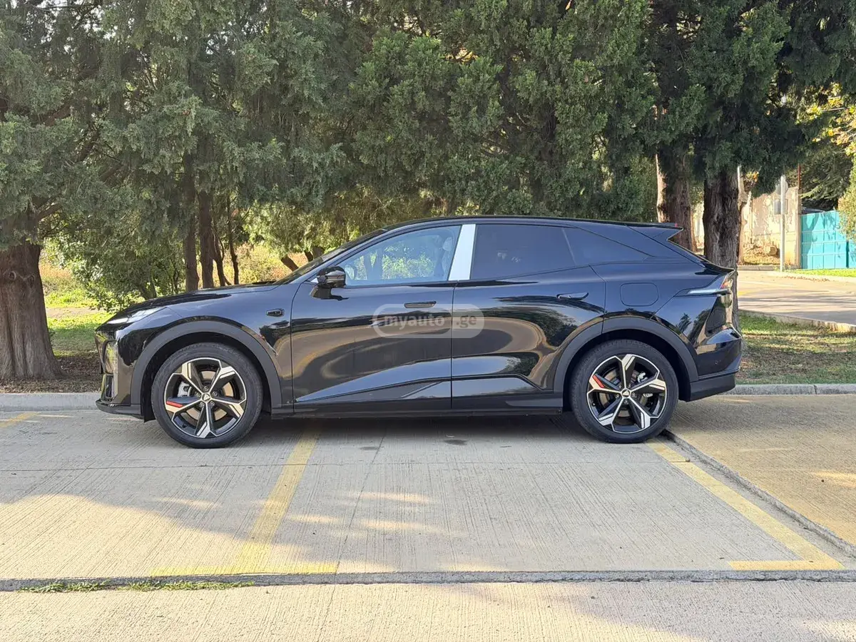 Changan Deepal Dark Blue S07