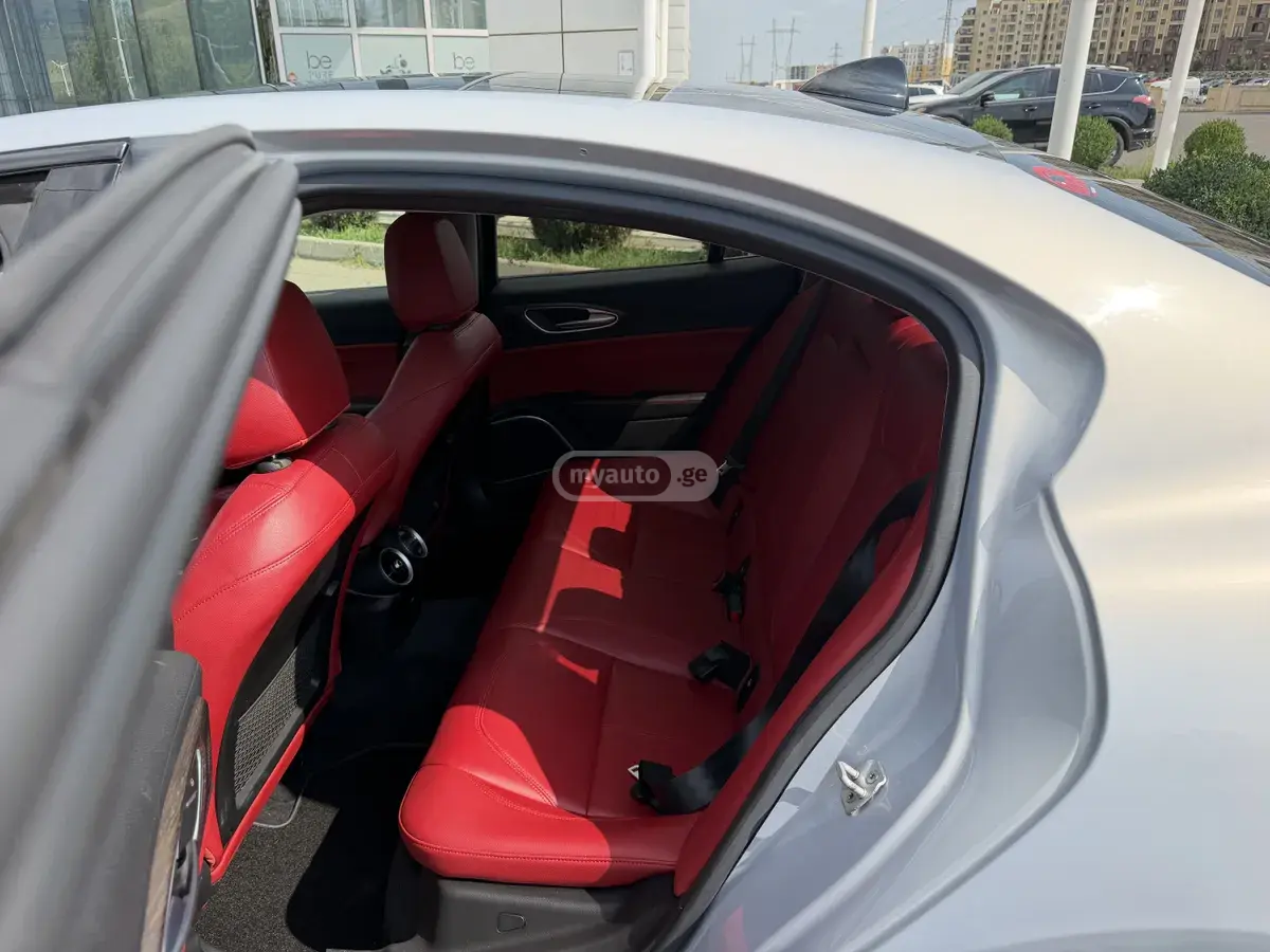 Alfa Romeo Giulia, миниатюра 8
