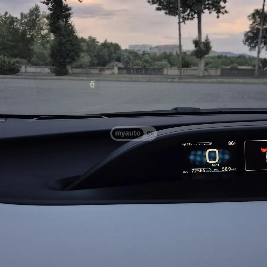 Toyota Prius, миниатюра 11