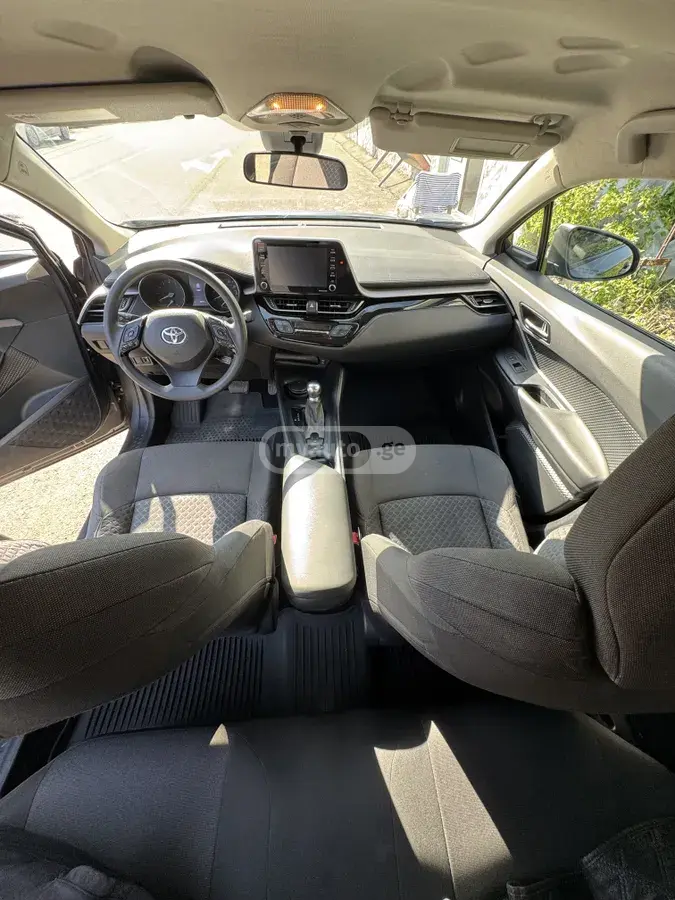 Toyota C-HR, миниатюра 6