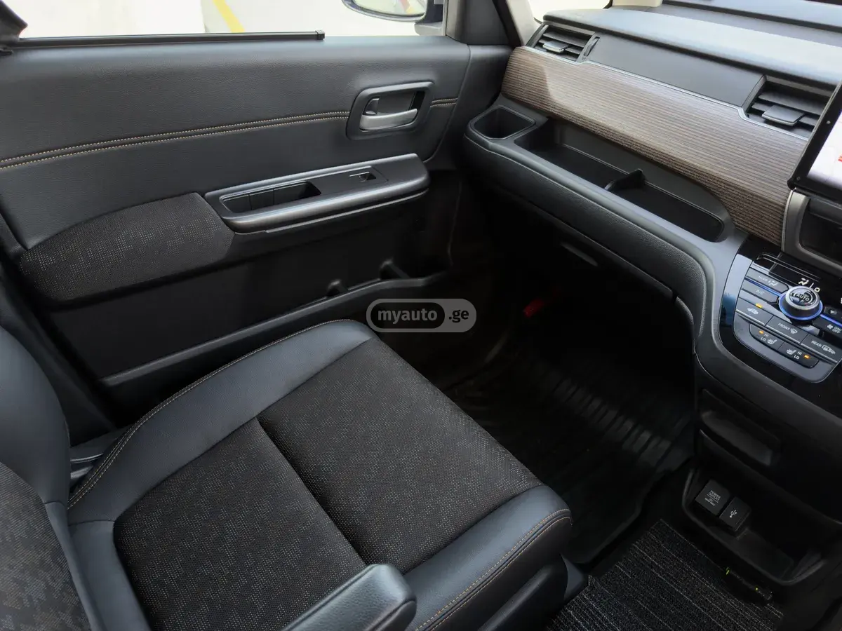 Honda Freed, миниатюра 9