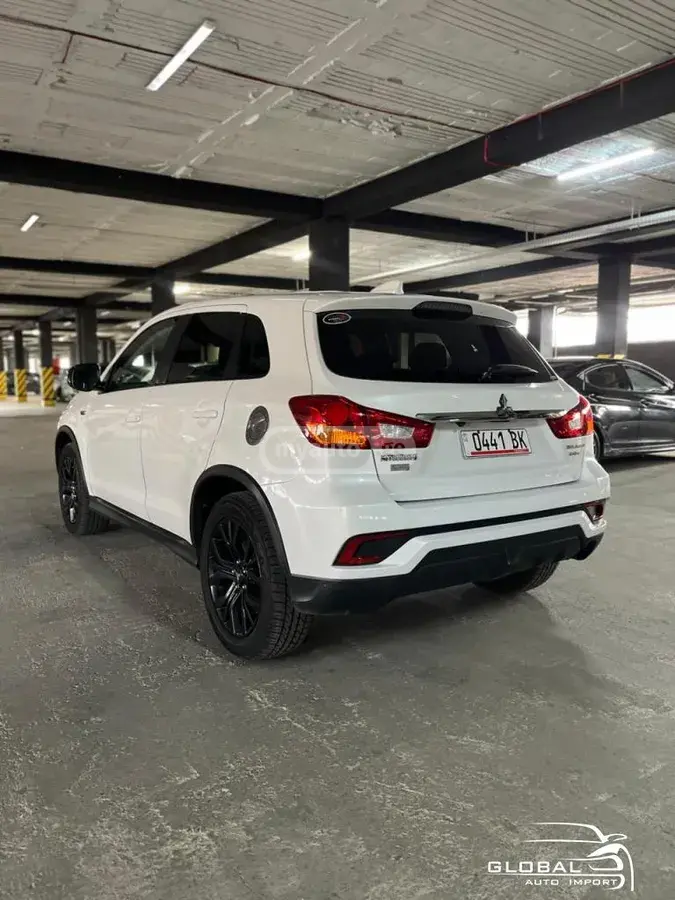 Mitsubishi Outlander Sport