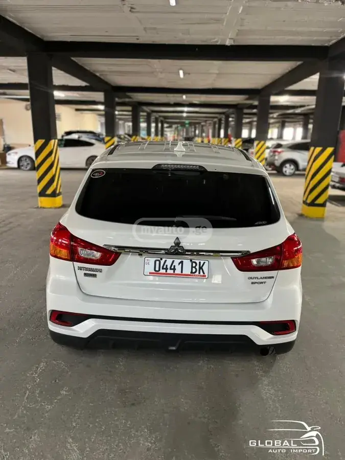 Mitsubishi Outlander Sport