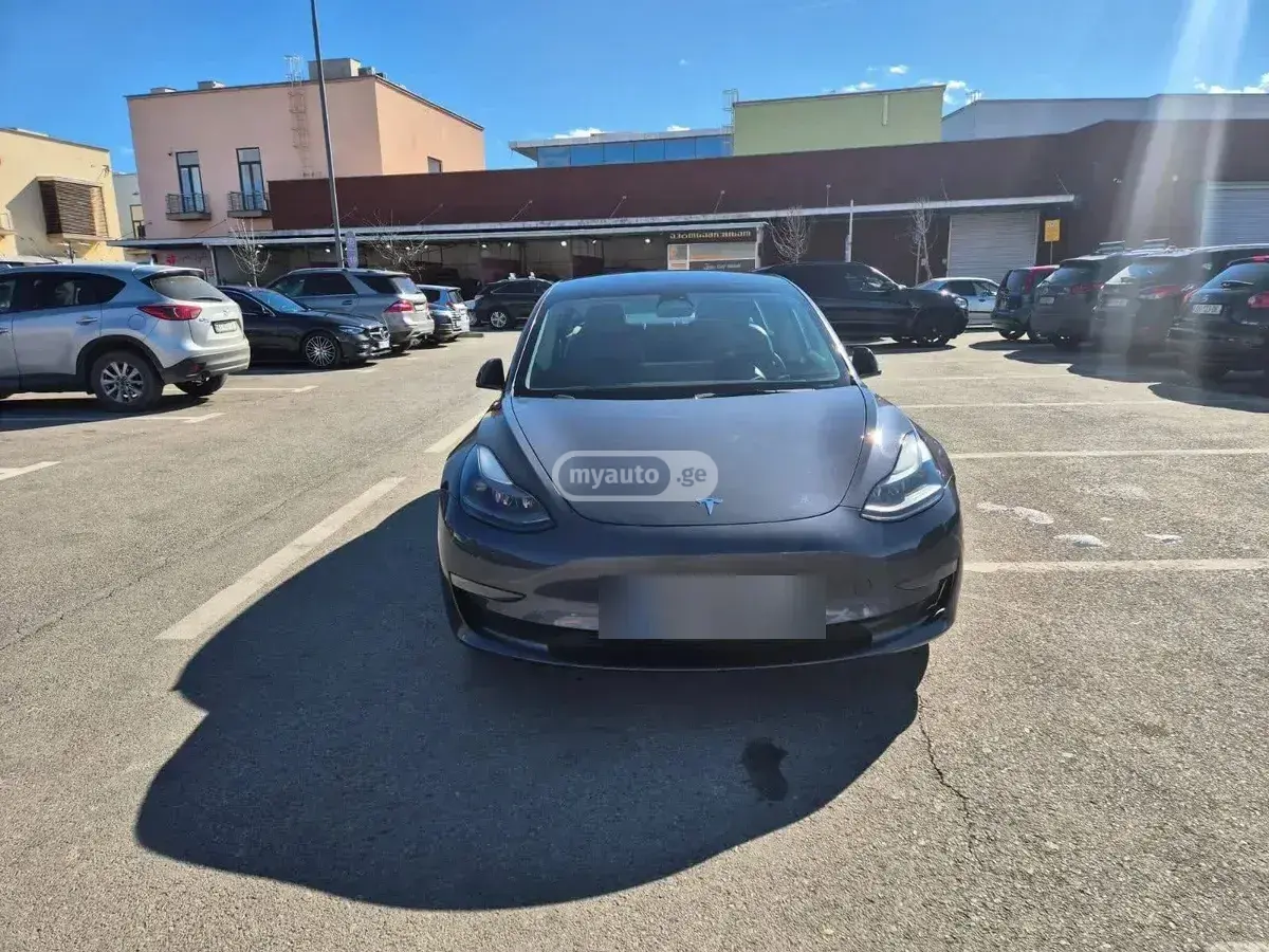 Tesla Model 3, миниатюра 4
