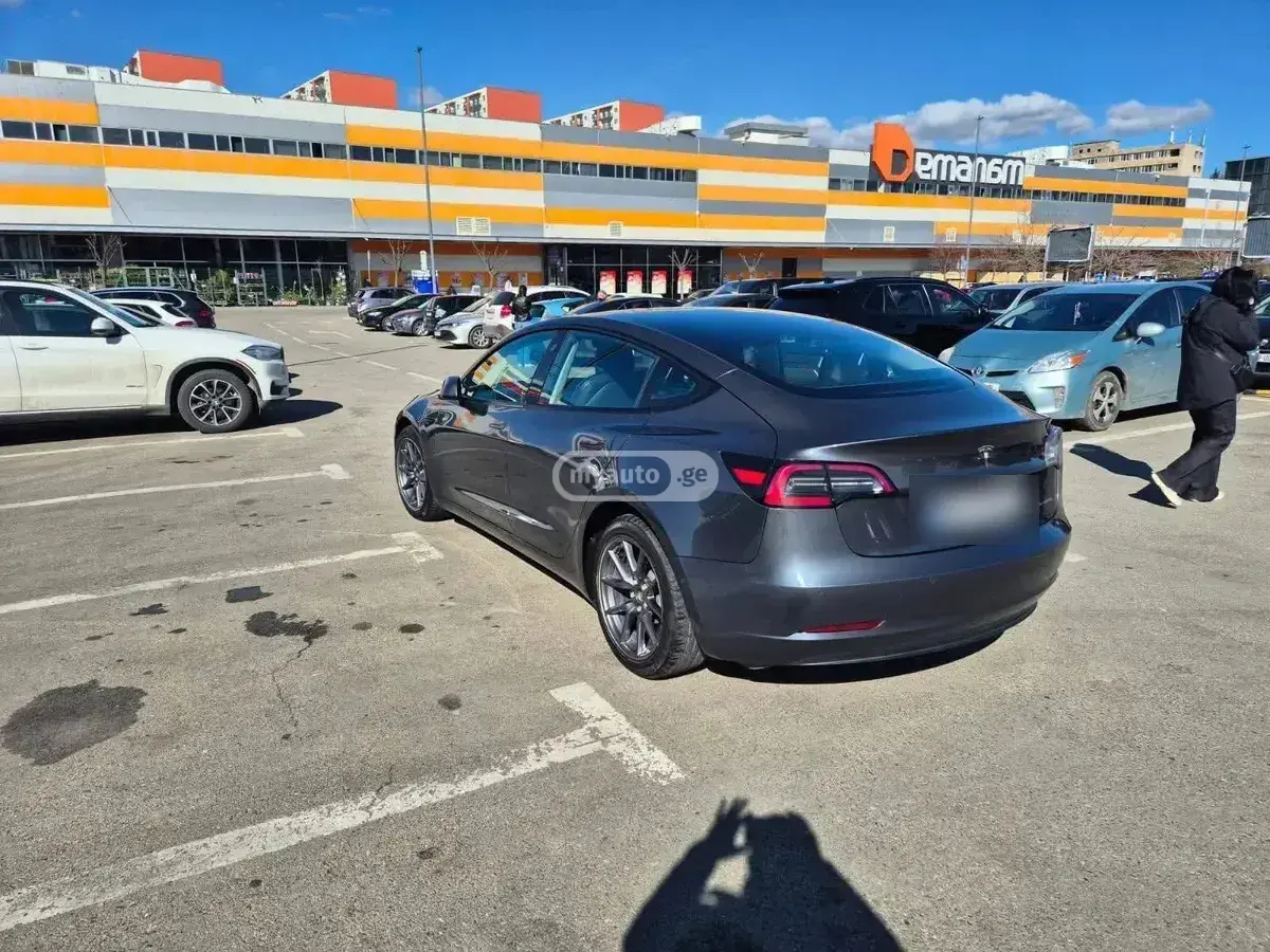 Tesla Model 3, миниатюра 8