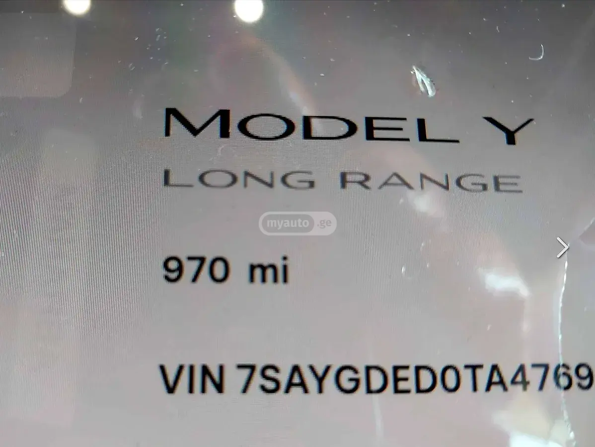 Tesla Model Y, миниатюра 15