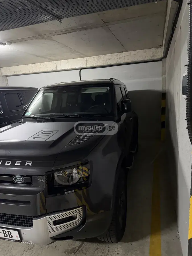 Land Rover Defender 110, миниатюра 3