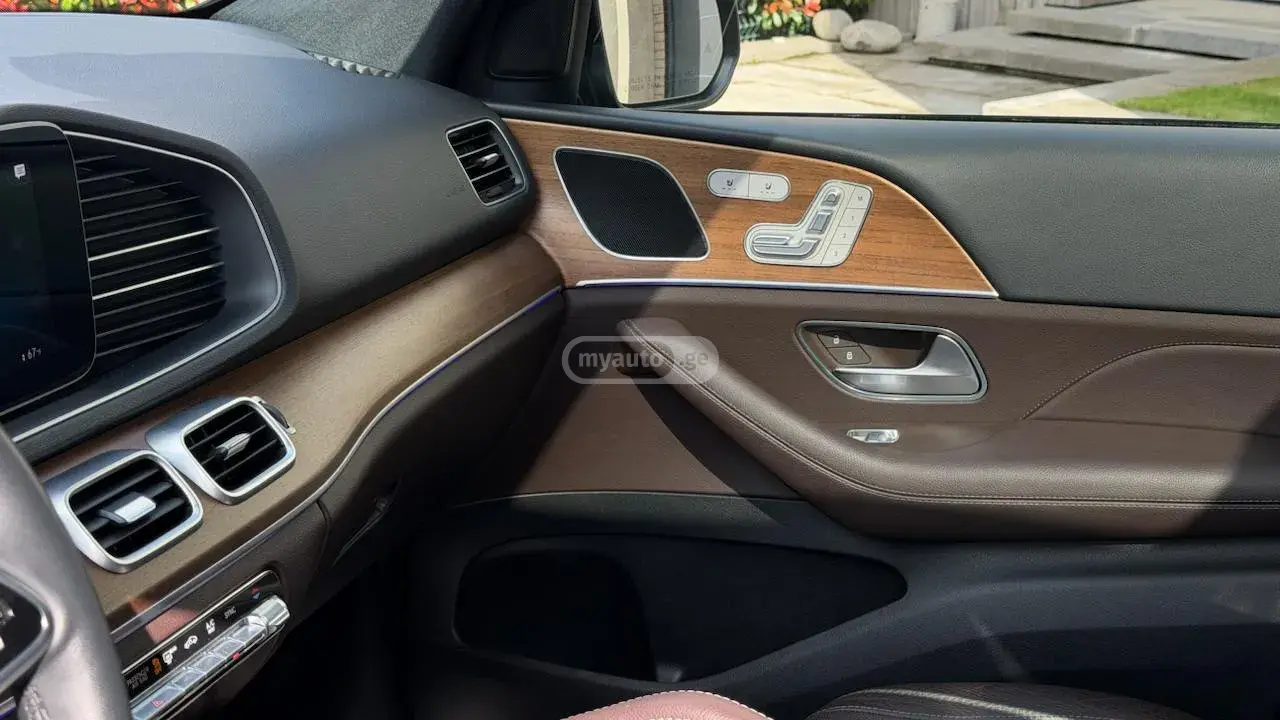 Mercedes-Benz GLE 350, миниатюра 12