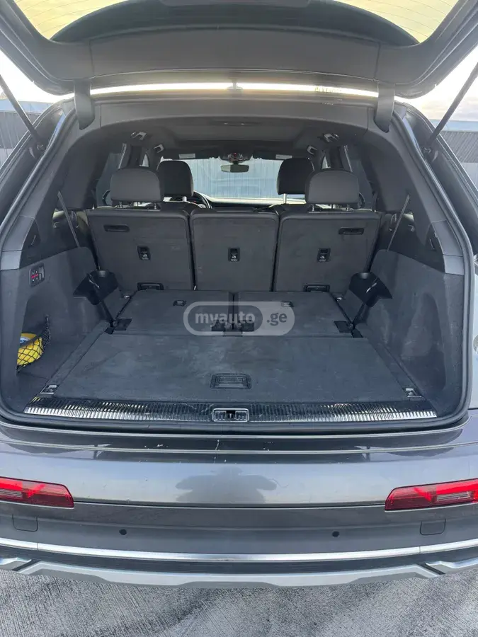 Audi Q7, миниатюра 12