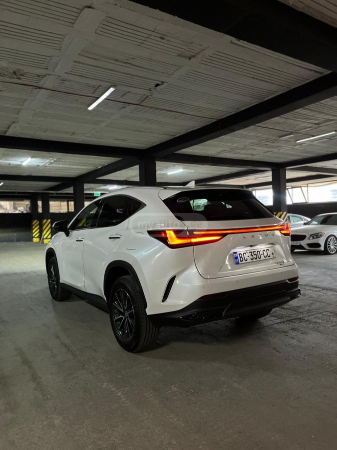 Lexus NX 350