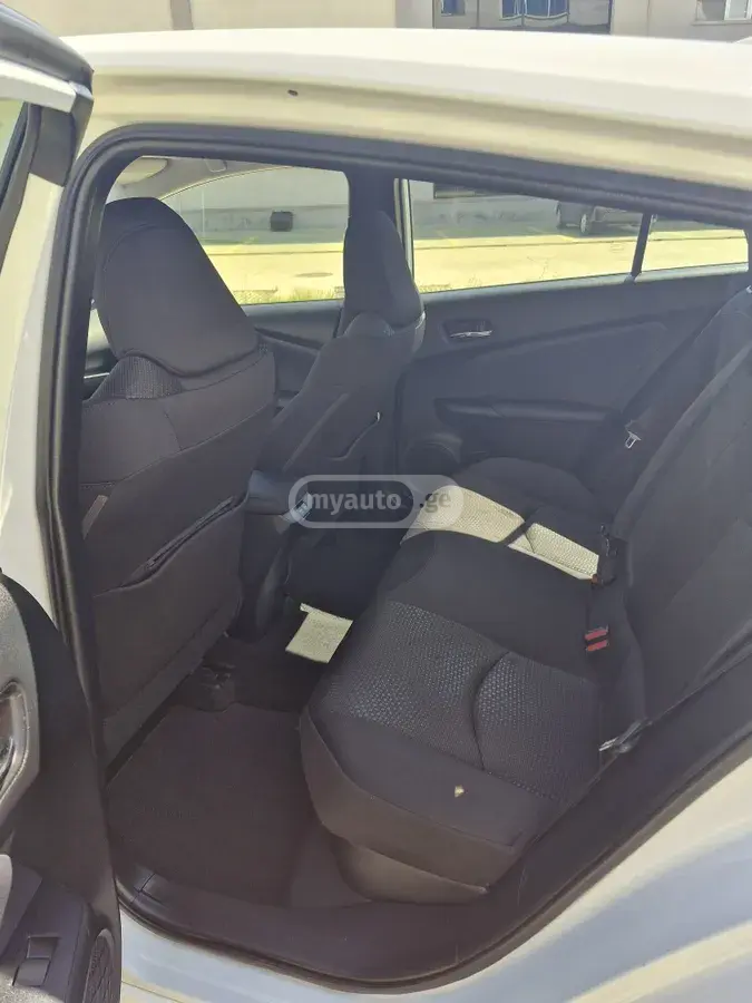 Toyota Prius, миниатюра 7