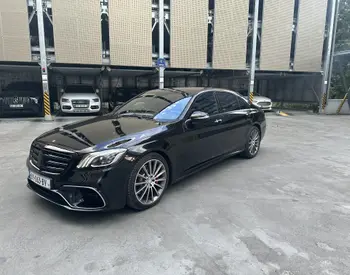 Mercedes-Benz S 550