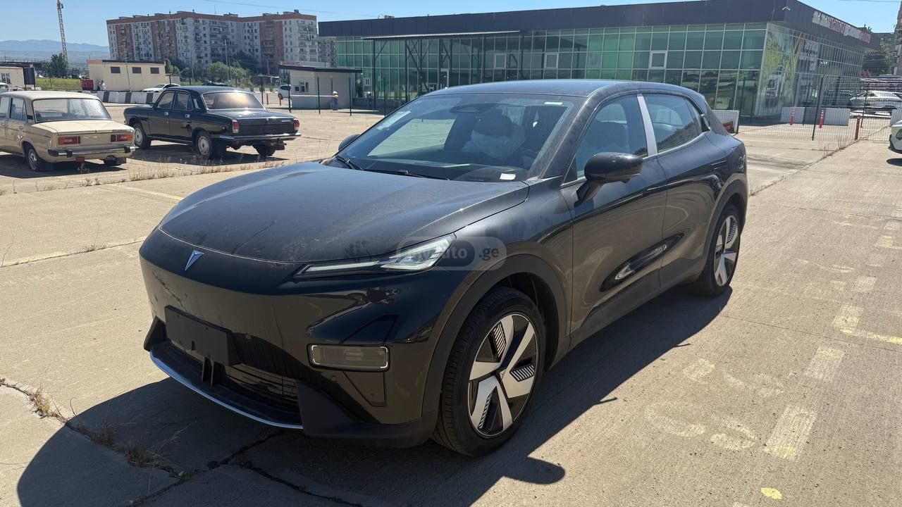 Changan Deepal Dark Blue S05
