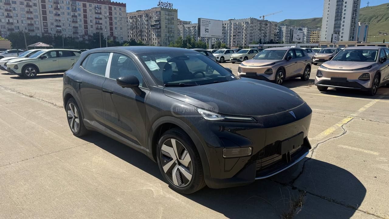 Changan Deepal Dark Blue S05 