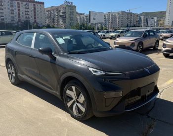 Changan Deepal Dark Blue S05 215 Max + R20
