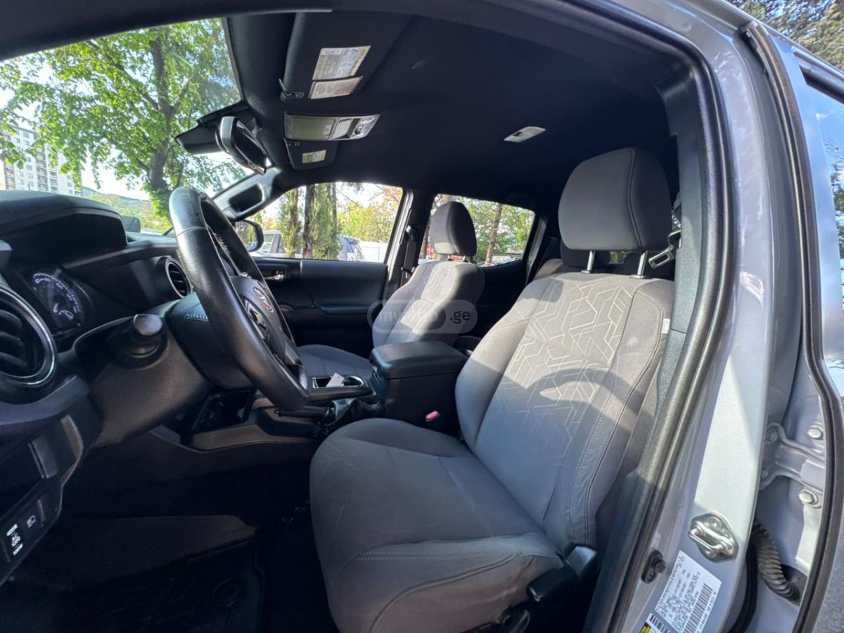 Toyota Tacoma