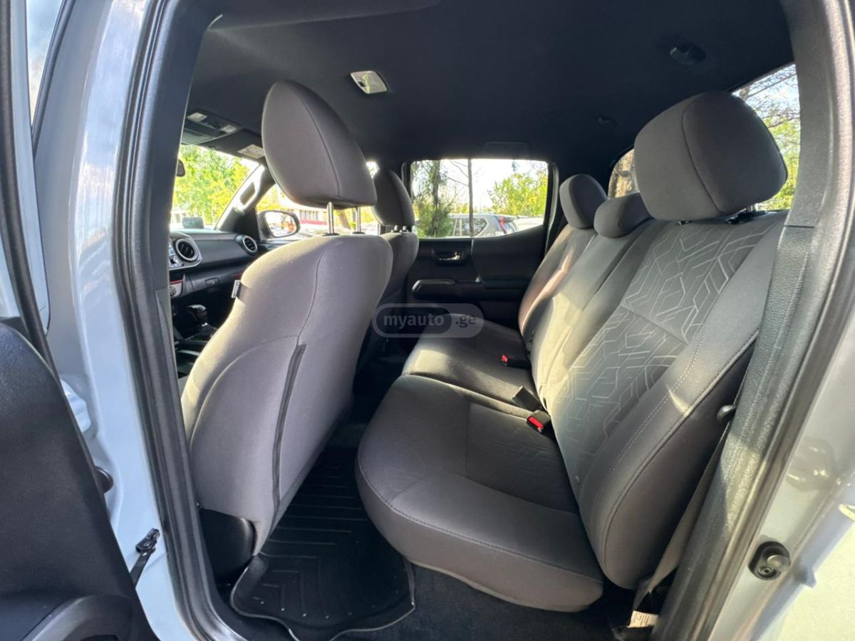 Toyota Tacoma