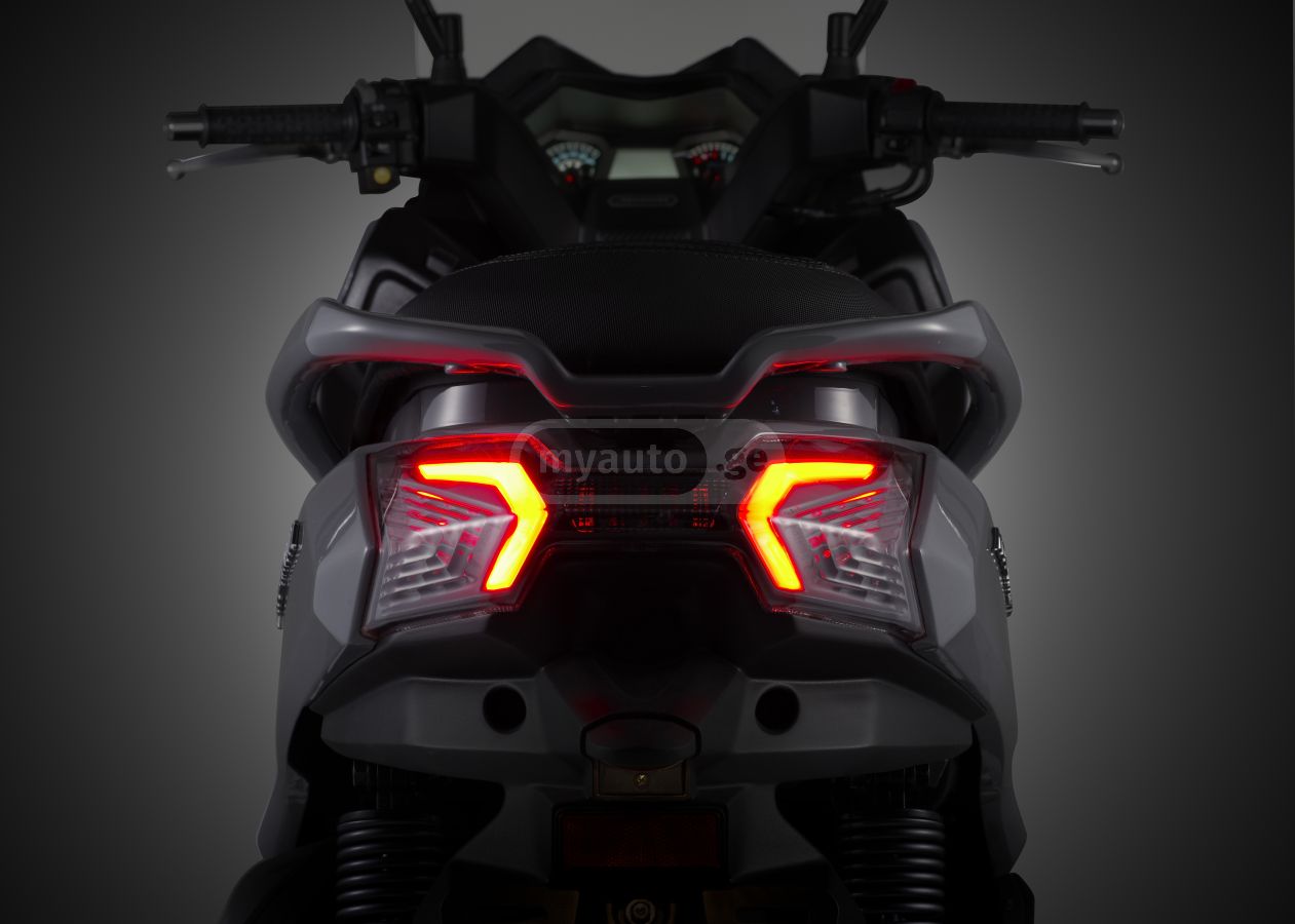 SYM E4 MAXSYM 400cc