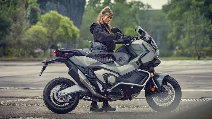 Honda XADV 750 