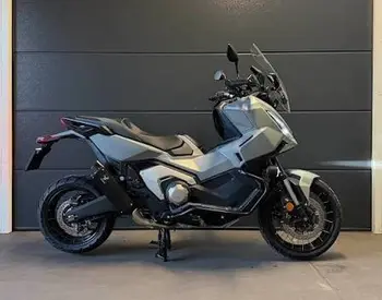 Honda XADV 750 