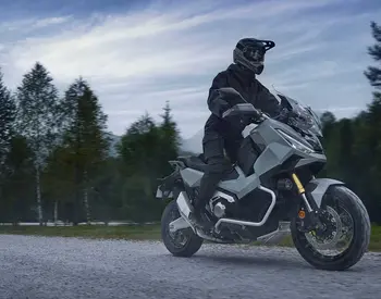 Honda XADV 750 
