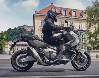 Honda XADV 750 