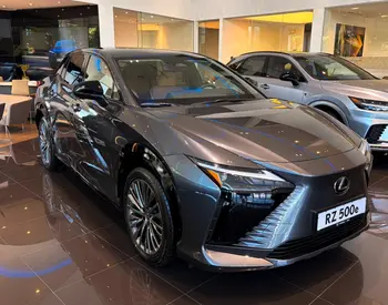 Lexus RZ 450e 