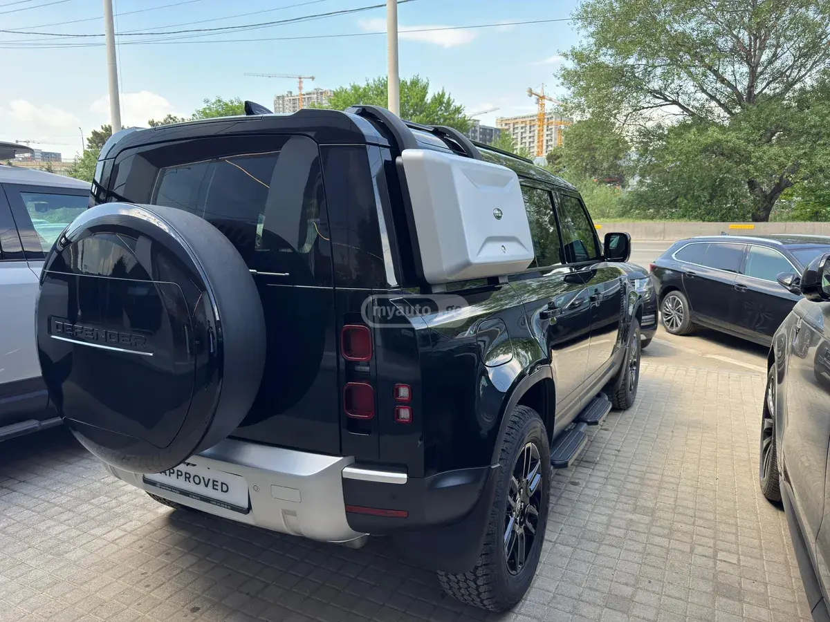 Land Rover Defender 130, миниатюра 3