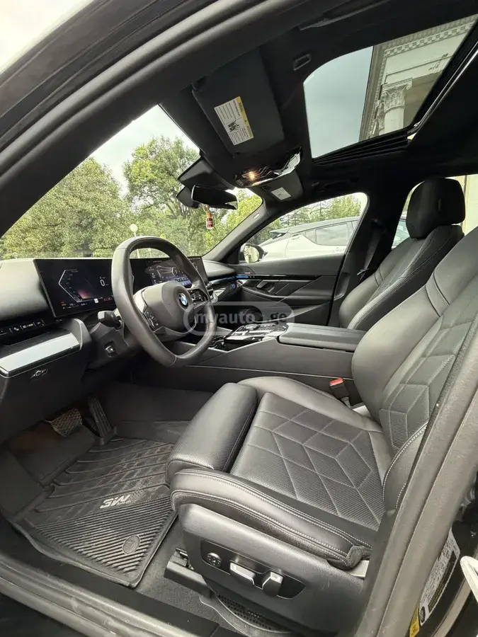 BMW 530, миниатюра 12