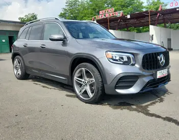 Mercedes-Benz GLB 250