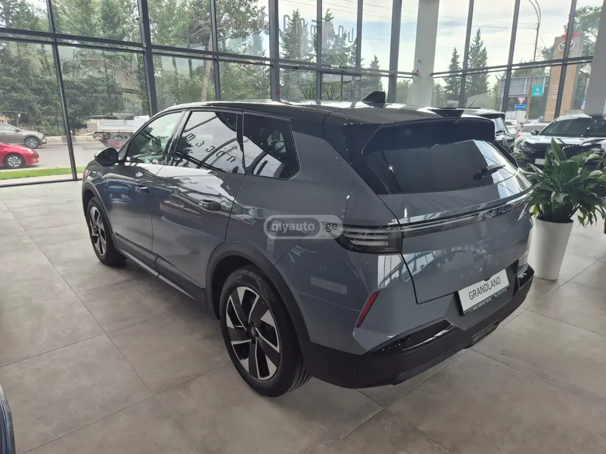 Opel Grandland 