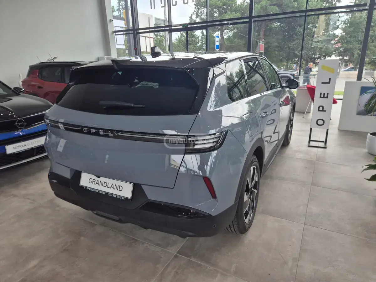 Opel Grandland 