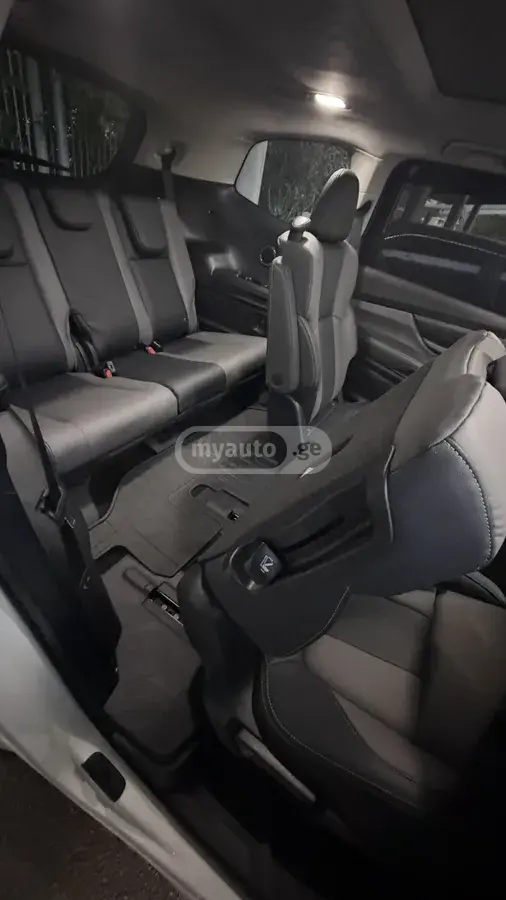 Subaru Ascent, миниатюра 7