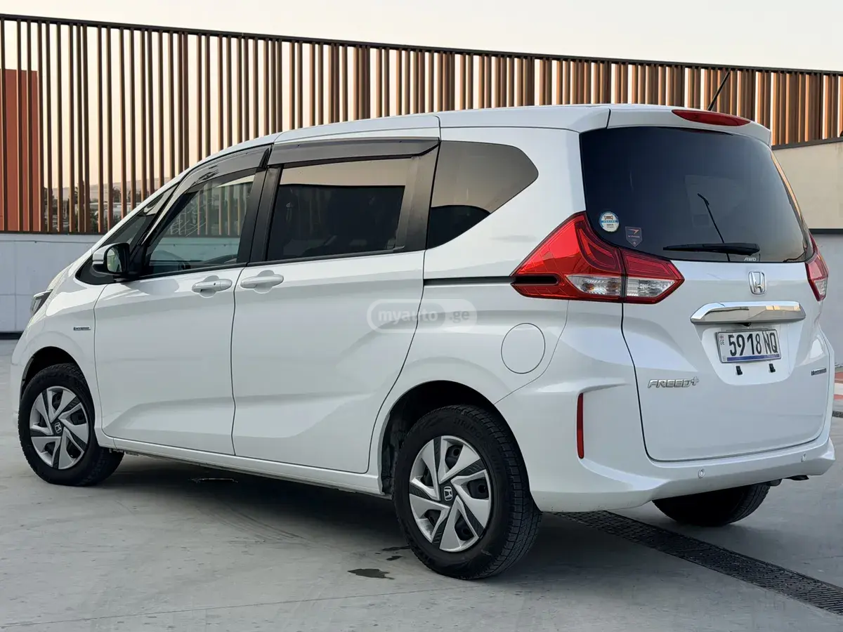 Honda Freed, миниатюра 3