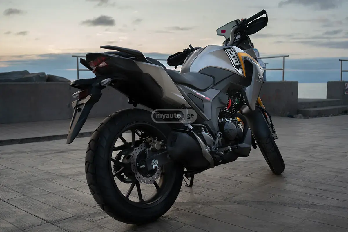 Honda CB 200 X