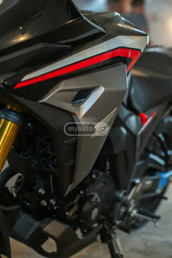 Honda CB 200 X 