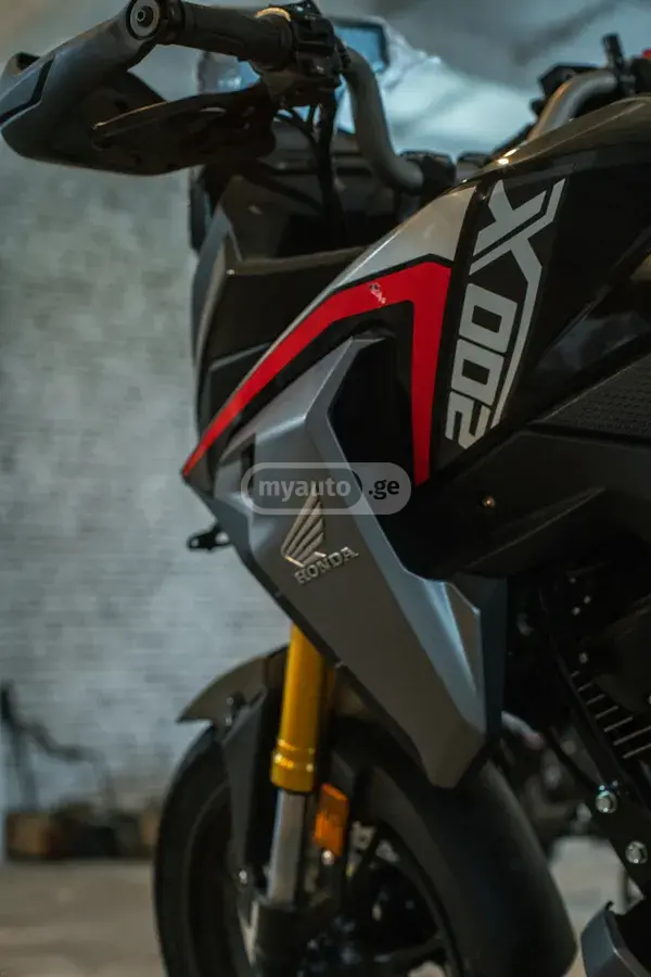 Honda CB 200 X 