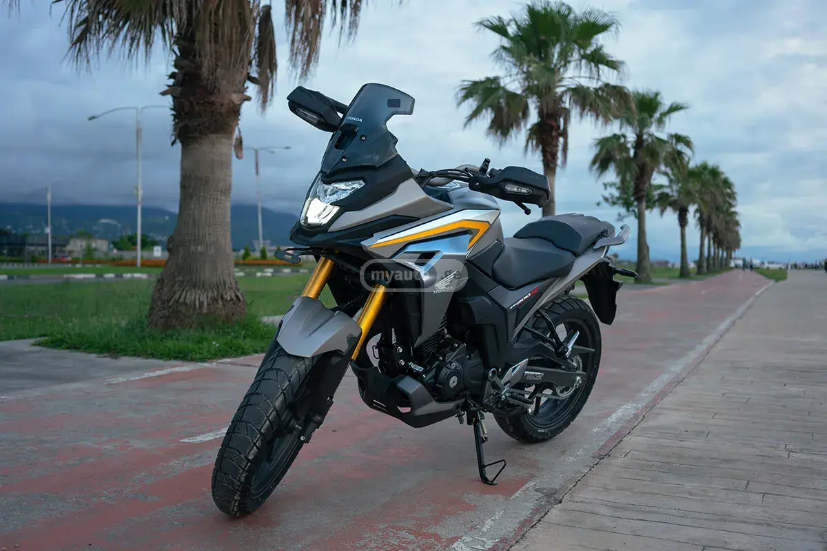 Honda CB 200 X 