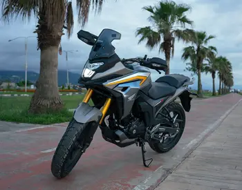 Honda CB 200 X 