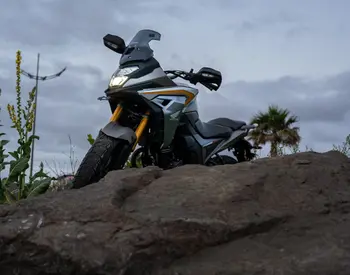 Honda CB 200 X 