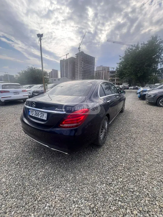 Mercedes-Benz C 300