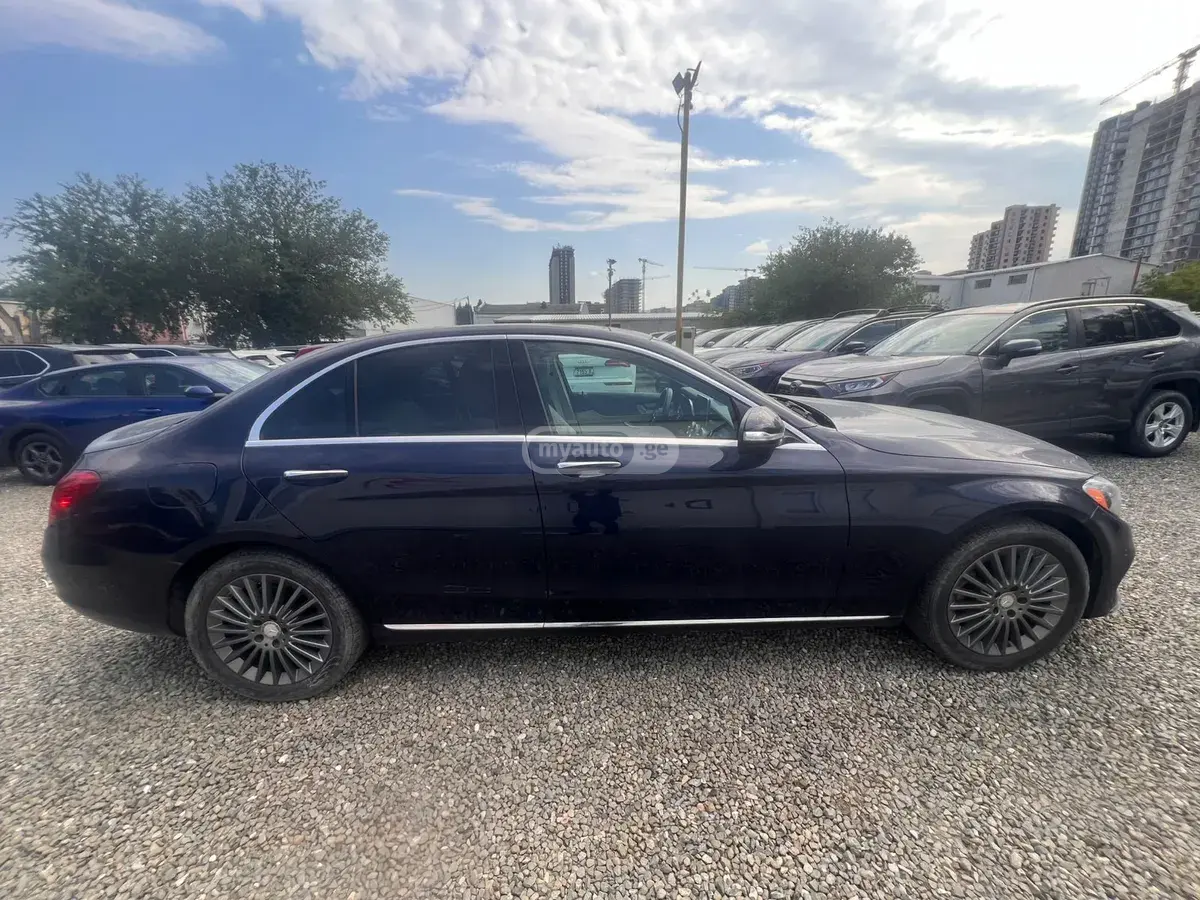 Mercedes-Benz C 300