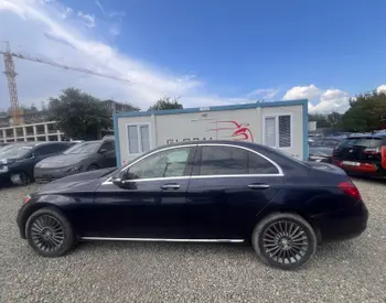 Mercedes-Benz C 300 