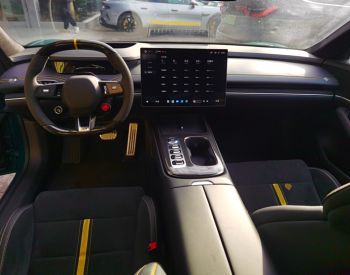 Xiaomi SU7 
