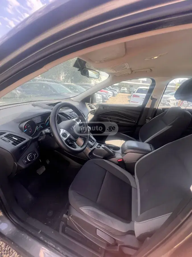 Ford Escape 