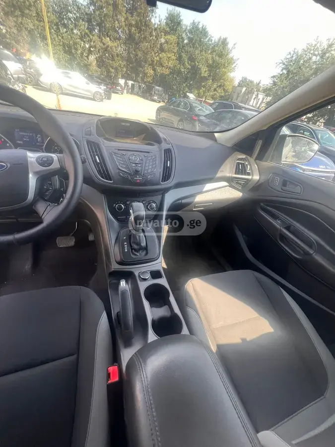 Ford Escape 