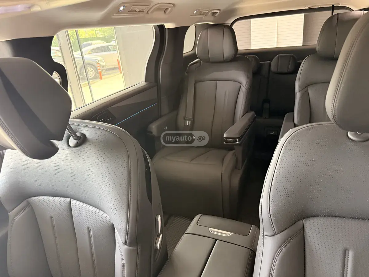 BYD M9 